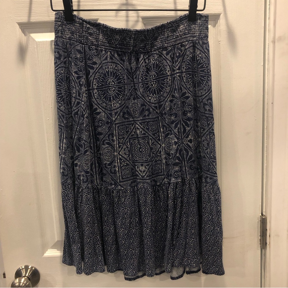 ST. John’s Bay Navy Skirt M